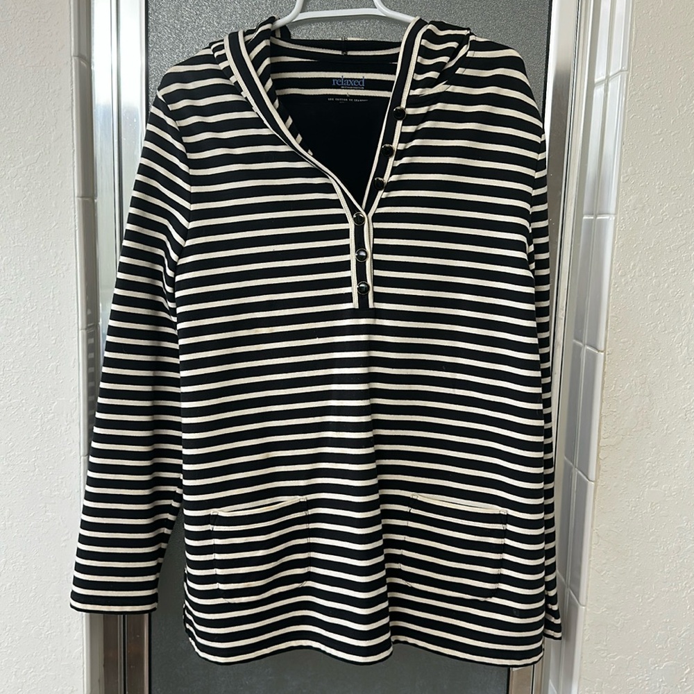 relaxed By Charter Club Striped Black And White Hooded Heavy Long Sleeve